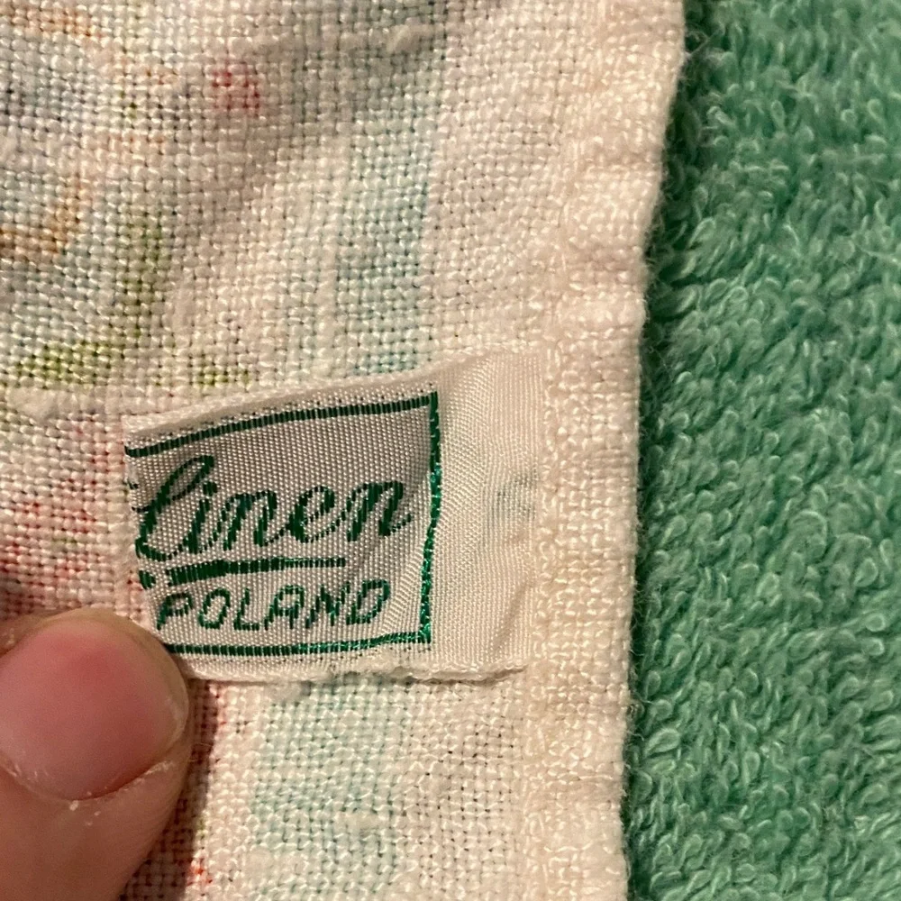 Vintage Victoria Australia Souvenir Towel pure linen